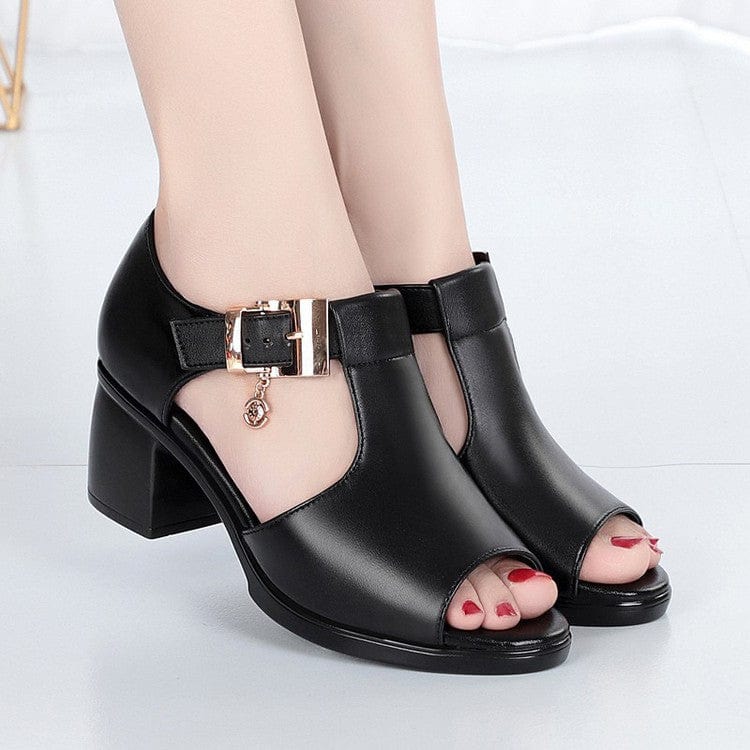 Fashionable Heeled Sandals