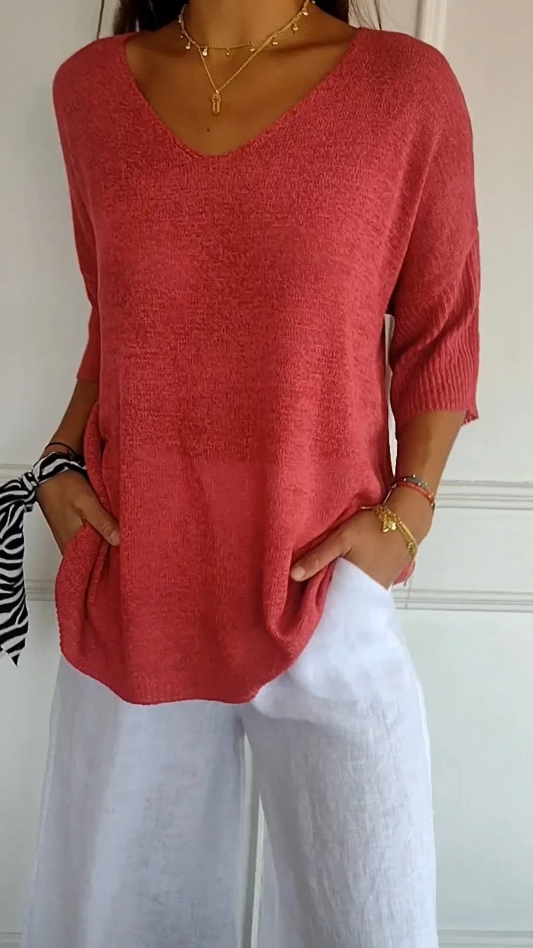 Women's Knitted V-Neck Top