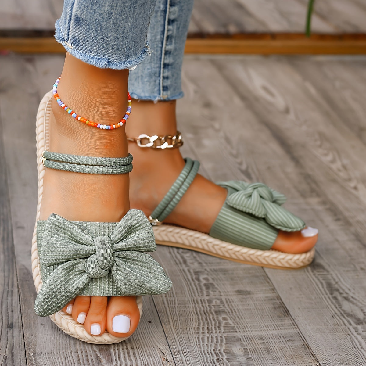 Stylish Bowknot Slide Sandals