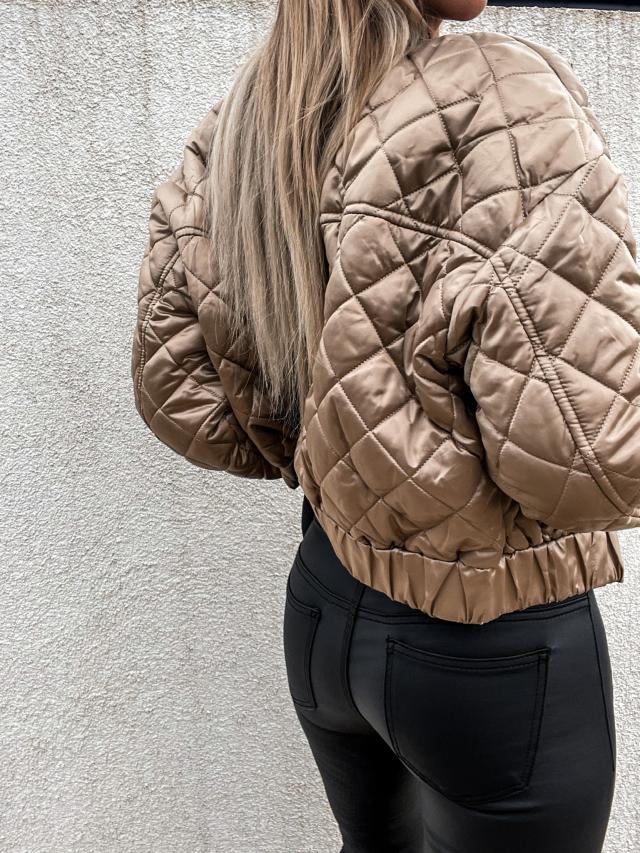 Women's Short Quilted Puffer Jacket