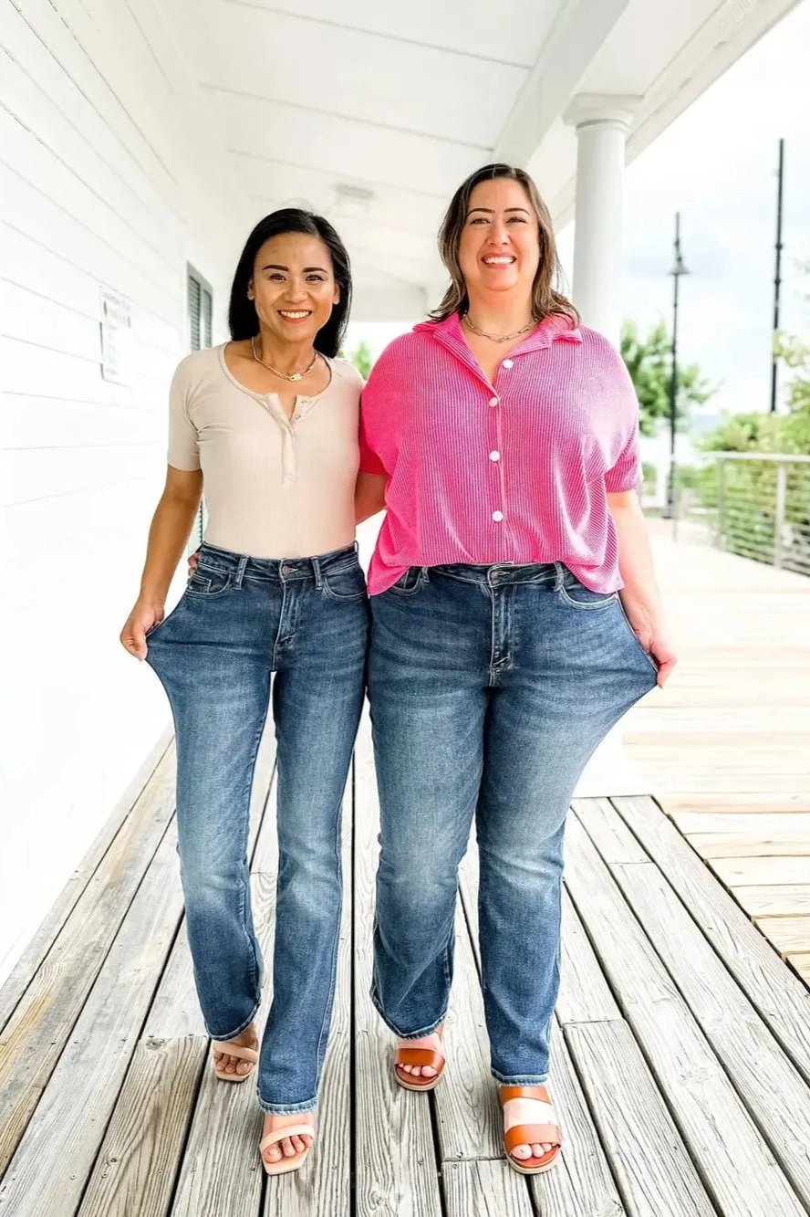 Vintage Bootcut Jeans with Sculpting Fit